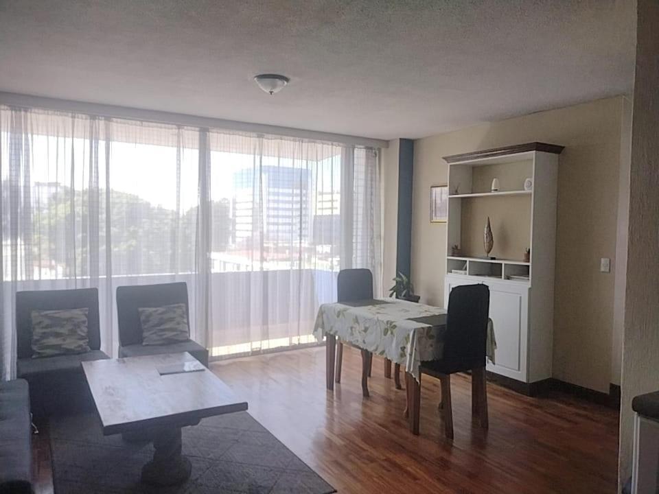 Apartamento 505 Cortijo Reforma Zona 9 Guatemala City Luaran gambar